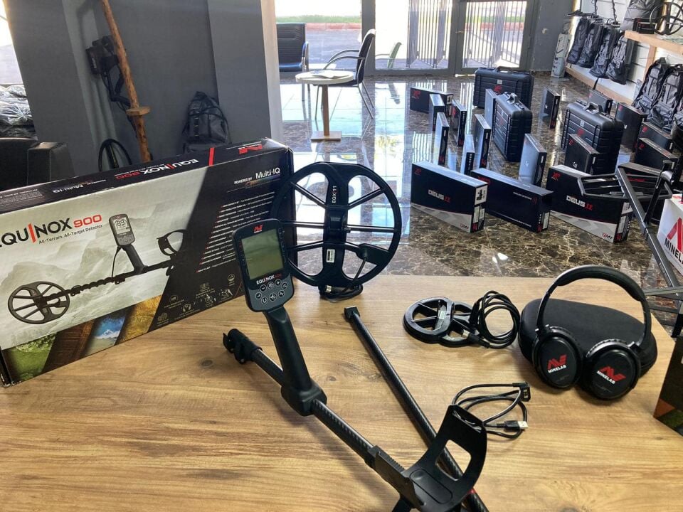 Minelab Equinox 900